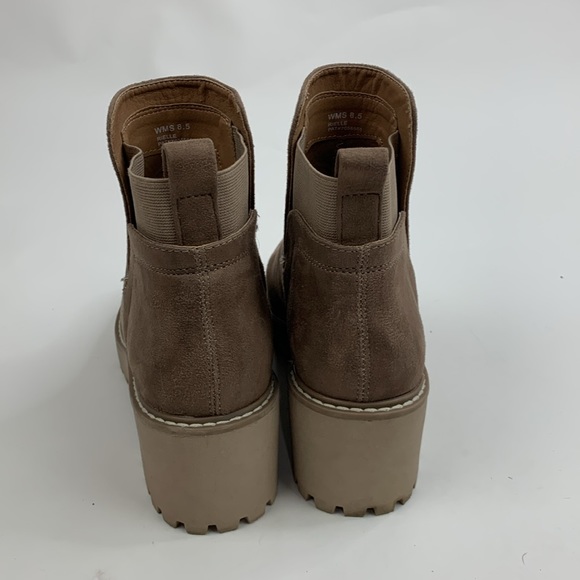 DOLCE VITA Rielle Suede leather Boots Tan Size 8.5 Wedge Pull on Booties - Picture 6 of 15